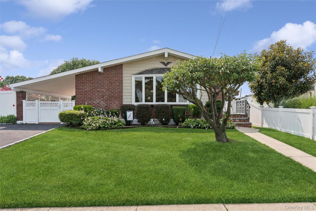 114 Miller Road, Hicksville, NY 11801 — photo 2