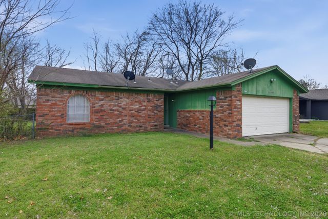 11552 E 27th Court, Tulsa, OK 74129