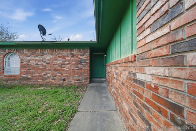 11552 E 27th Court, Tulsa, OK 74129