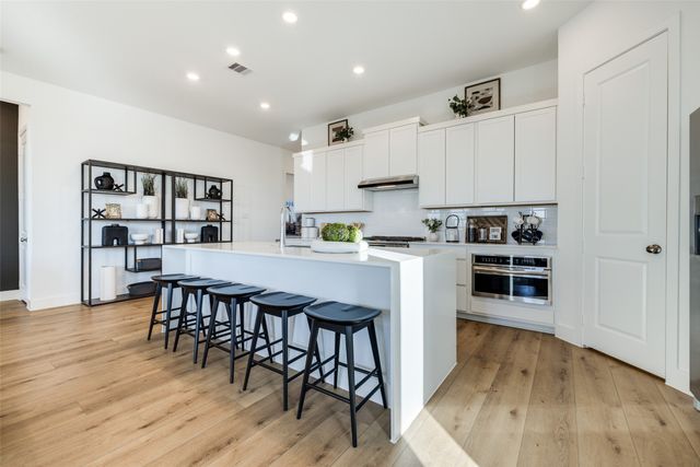 9200 Shallow Canyon Lane, Fort Worth, TX 76179