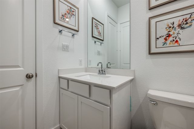 9200 Shallow Canyon Lane, Fort Worth, TX 76179