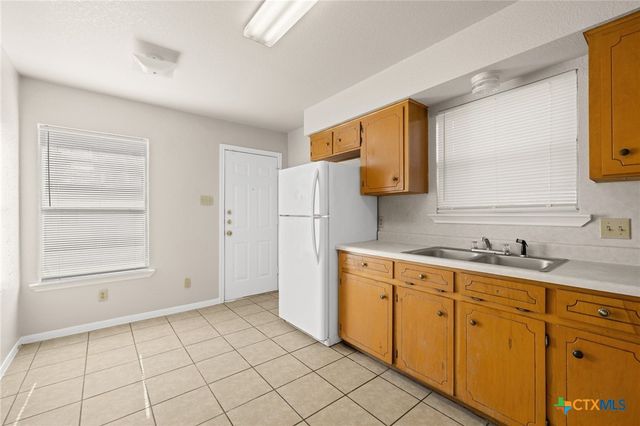 1007 York Avenue, Killeen, TX 76541