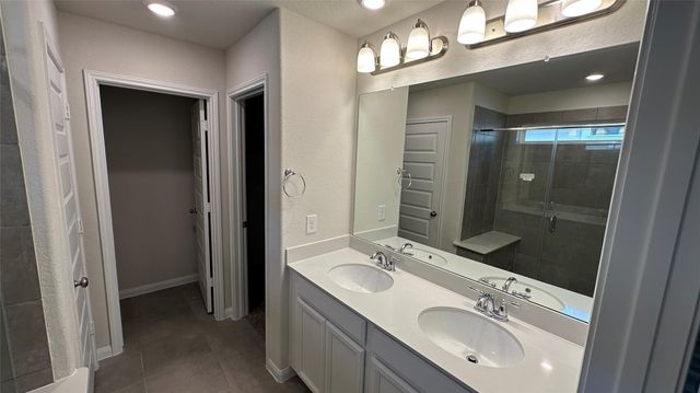 221 Harper Ridge Drive, Conroe, TX 77316