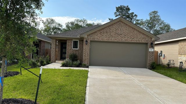 221 Harper Ridge Drive, Conroe, TX 77316