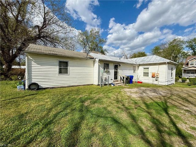 215 N Capital ST, Suffolk, VA 23434