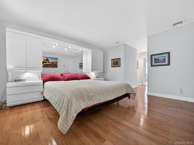 443 Genesee Court, Suffern, NY 10901