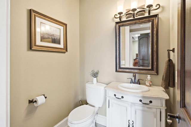 4501 S HARVEST RD, Columbia, MO 65203