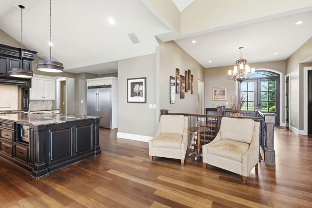 4501 S HARVEST RD, Columbia, MO 65203