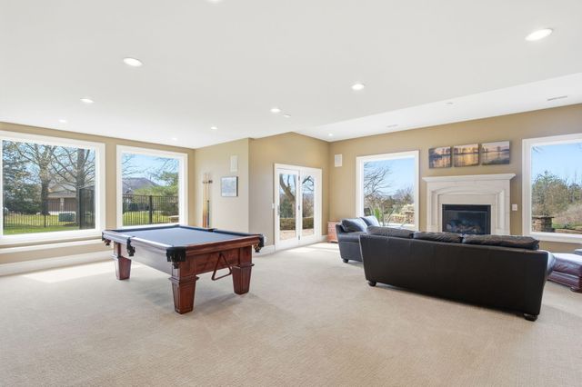 4501 S HARVEST RD, Columbia, MO 65203