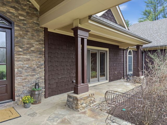 4501 S HARVEST RD, Columbia, MO 65203