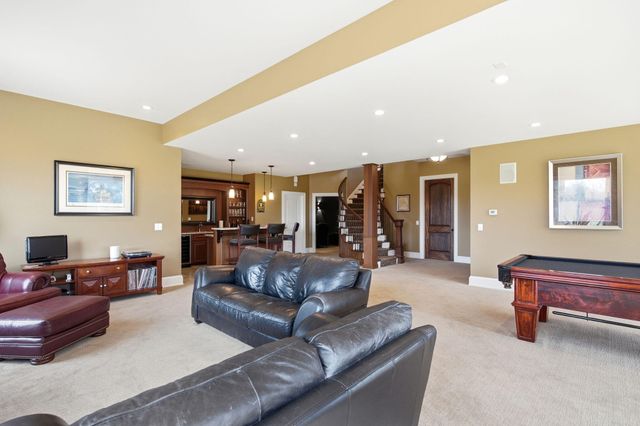 4501 S HARVEST RD, Columbia, MO 65203