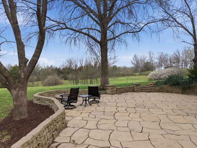 4501 S HARVEST RD, Columbia, MO 65203