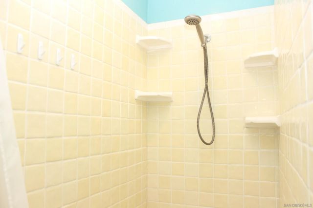 2566 Nye St, San Diego, CA 92111