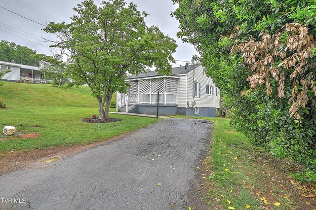 409 Crockett Street, Bristol, VA 24201