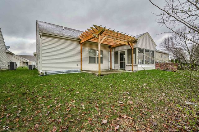 8005 Wildcat Run Lane, Indianapolis, IN 46239