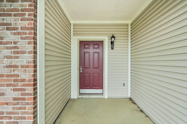 8005 Wildcat Run Lane, Indianapolis, IN 46239