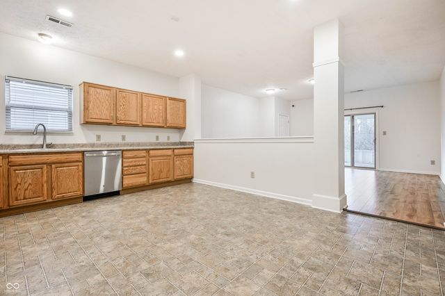 8005 Wildcat Run Lane, Indianapolis, IN 46239