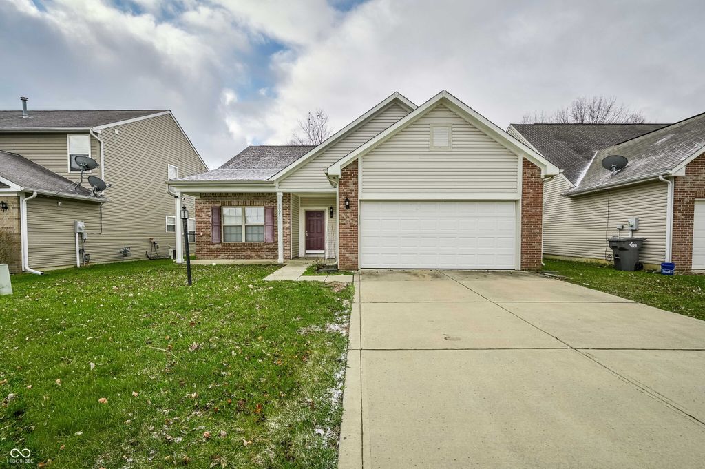 8005 Wildcat Run Lane, Indianapolis, IN 46239