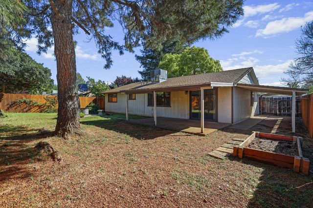 3778 Scorpius Way, Redding, CA 96002