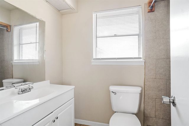 8108 Redwood Drive, Benbrook, TX 76116