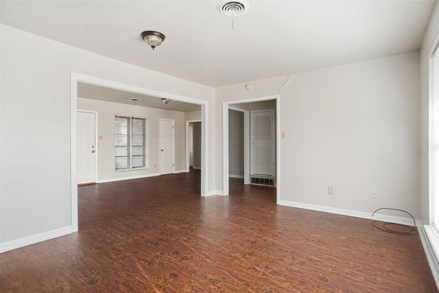 8108 Redwood Drive, Benbrook, TX 76116