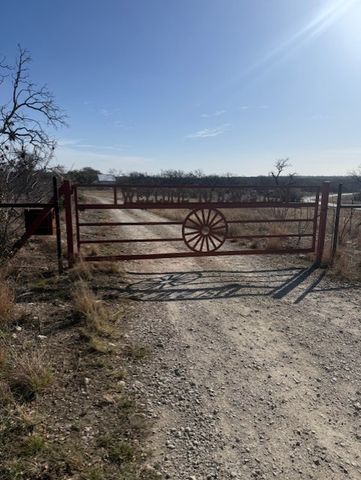 7582 Fm 205, Glen Rose, TX 76433