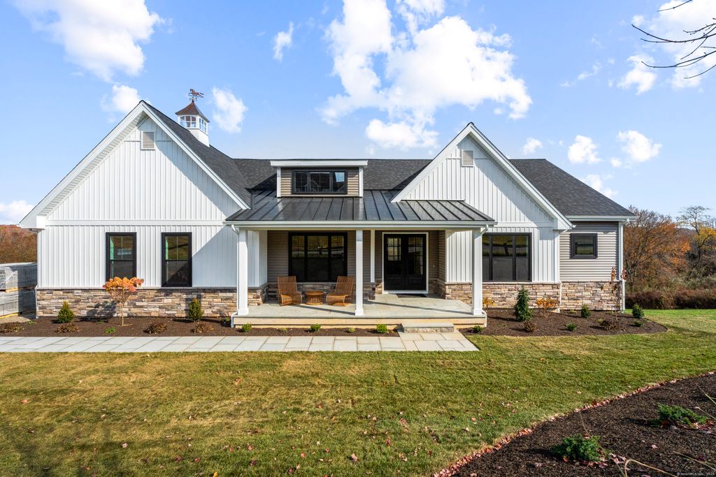 11 Twin Valley Road, East Lyme, CT 06333