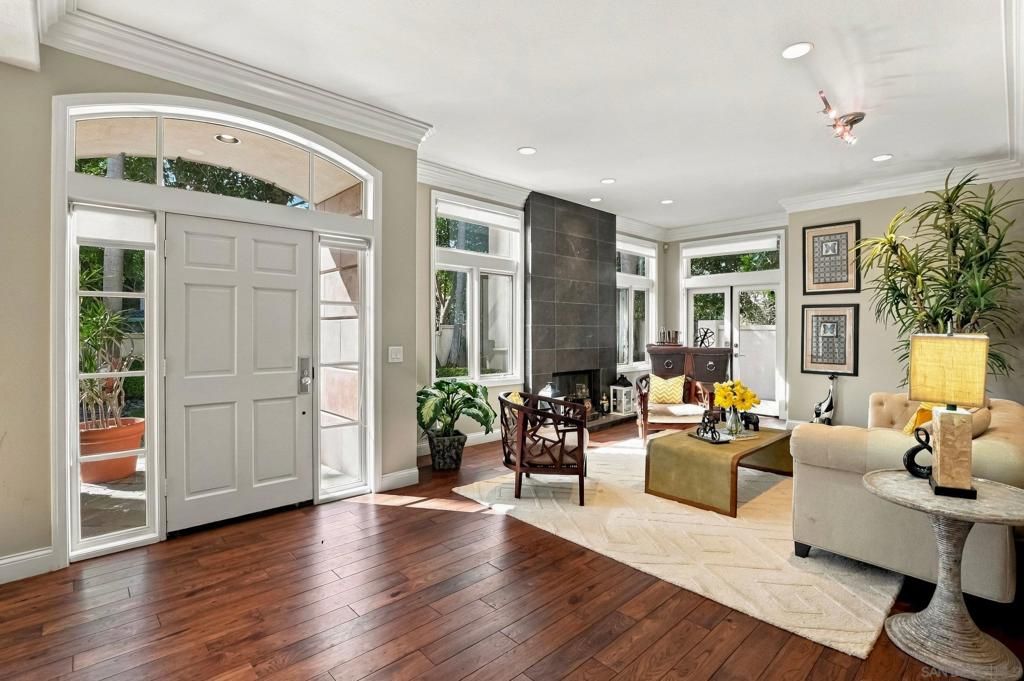 5330 Renaissance Ave., San Diego, CA 92122 — photo 2
