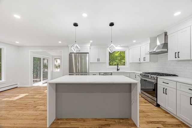 7 Hillcrest Dr, Acton, MA 01720