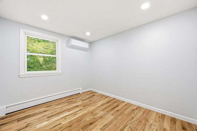 7 Hillcrest Dr, Acton, MA 01720