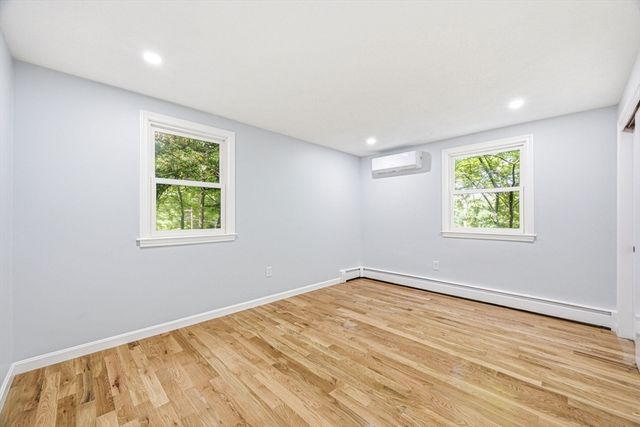7 Hillcrest Dr, Acton, MA 01720