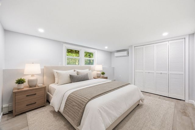 7 Hillcrest Dr, Acton, MA 01720