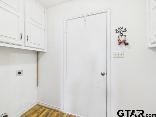 784 Southwood Dr, Athens, TX 75751