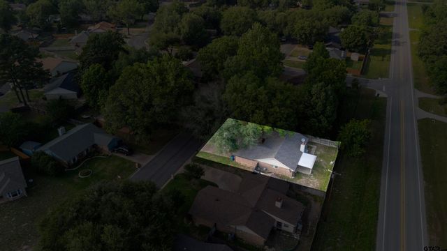 784 Southwood Dr, Athens, TX 75751