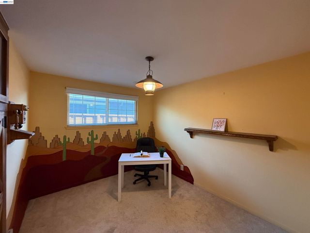 1362 Esser Ave, San Leandro, CA 94579
