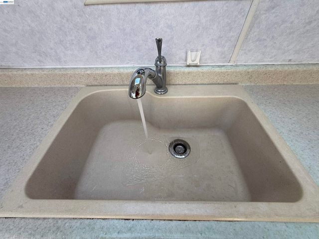 1362 Esser Ave, San Leandro, CA 94579