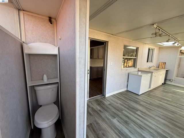 1362 Esser Ave, San Leandro, CA 94579