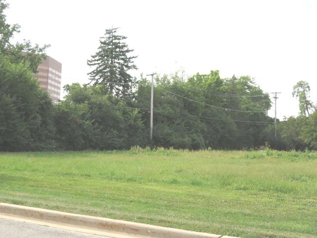 17W071 Hodges Road, Oakbrook Terrace, IL 60181