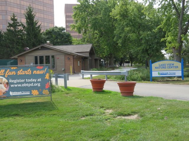 17W071 Hodges Road, Oakbrook Terrace, IL 60181