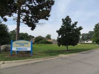 17W071 Hodges Road, Oakbrook Terrace, IL 60181