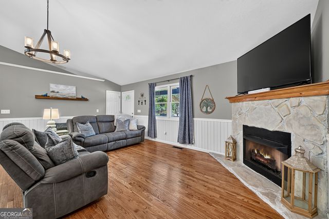 199 Hillsdale Drive, Ellijay, GA 30540