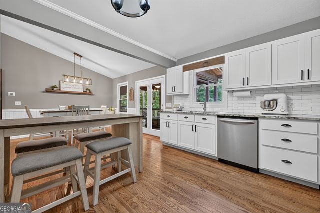 199 Hillsdale Drive, Ellijay, GA 30540