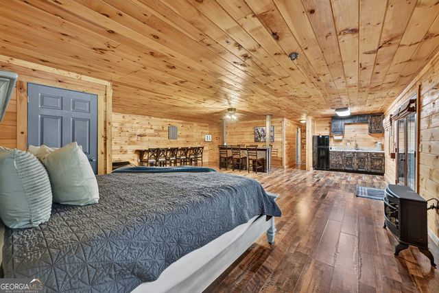 199 Hillsdale Drive, Ellijay, GA 30540