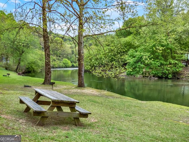 199 Hillsdale Drive, Ellijay, GA 30540