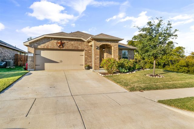 933 Walls Boulevard, Crowley, TX 76036