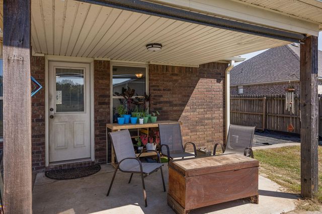 18 Heelstone Drive, Cabot, AR 72023