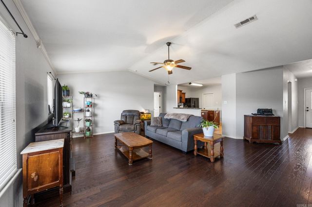 18 Heelstone Drive, Cabot, AR 72023