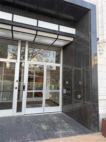 1501 Locust Street 1002, St Louis, MO 63103