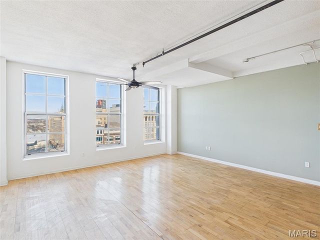 1501 Locust Street 1002, St Louis, MO 63103