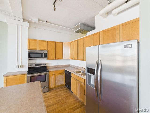 1501 Locust Street 1002, St Louis, MO 63103